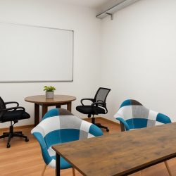 Offices at 858, Rua da Boavista