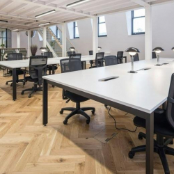 Serviced office to let in London