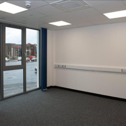 Office suites to rent in Brentford