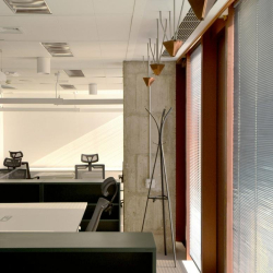 Exterior view of 8A, Avenida de Burgos