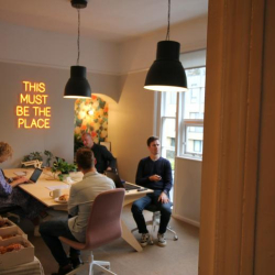 Exterior view of 8a London Road