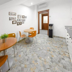 Office accomodations to hire in Warsaw
