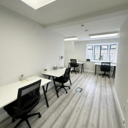 Serviced office to lease in Kingston Upon Thames