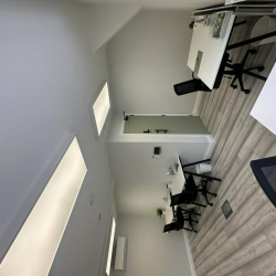 Office accomodations to hire in Kingston Upon Thames