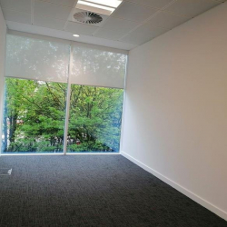 Executive office centres to let in Paisley