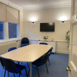 Executive office to rent in Leeds