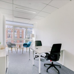 Offices at 90-92 Route de la Reine