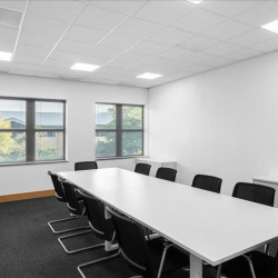 Serviced office to lease in Luton
