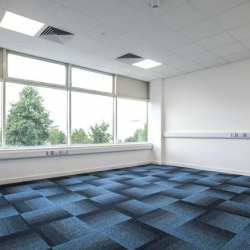 Serviced office centre to rent in Bracknell