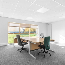 Serviced office to lease in Romsey