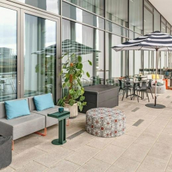 Executive suite to lease in Berlin