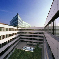 Am Europlatz 2 / EP 4 executive offices