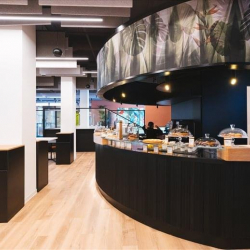 Serviced offices to let in Milan