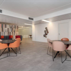 Executive offices in central Milan