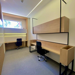Serviced offices in central Portimão