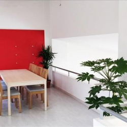 Offices at Av de Francesc Ferrer i Guardia 13