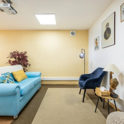 Exterior image of Avenida 5 de Outubro, nº 82-A