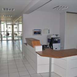 Azur Rte des Vernèdes, Puget sur Argens, Immeuble Center