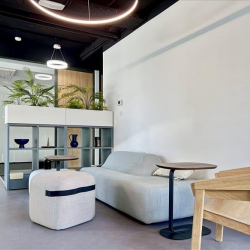 Bakay Nándor Utca 24, Cédrus Offices serviced office centres
