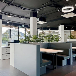 Exterior image of Bakay Nándor Utca 24, Cédrus Offices