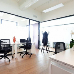 Bastioni di Porta Nuova 21 office spaces