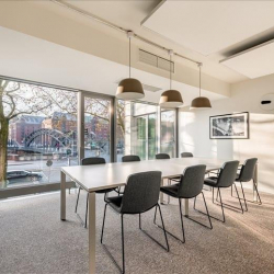 Office accomodation to lease in Hamburg