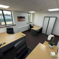 Serviced office centre to let in Leeds