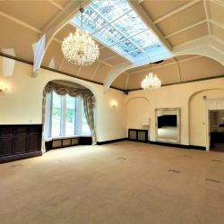Serviced office - Nutfield
