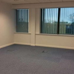 Office suites to let in Shirley