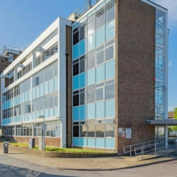 Executive office to let in London