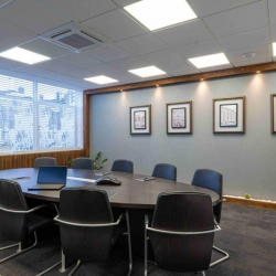 Office suite to lease in London