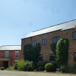 Executive office to rent in Daventry