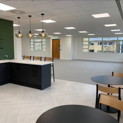 Serviced office to let in Guildford