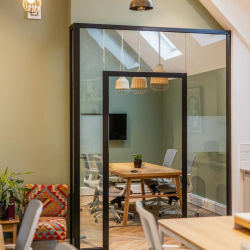 Office accomodation to lease in Cheltenham