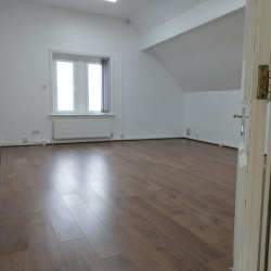 Serviced office centres to lease in Stockport