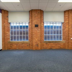 Brookfield Road, Arnold Business Centre