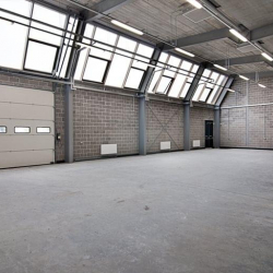 Executive suite to lease in Dartford