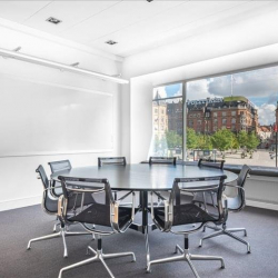 Offices at Business Centre Raadhuspladsen, Raadhuspladsen 16