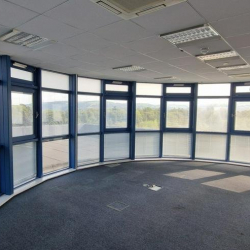 Serviced office to hire in Caerphilly
