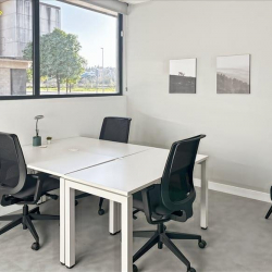Serviced office to lease in Seville
