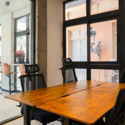 Offices at Calle Santa Maria 2, Planta 1