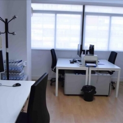 Office accomodation to hire in Madrid