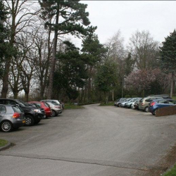 Executive office to rent in Worksop