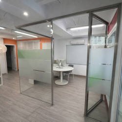 Carrer de Sant Joan Baptista la Salle 6 executive suites