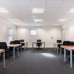 Serviced office to let in Andover