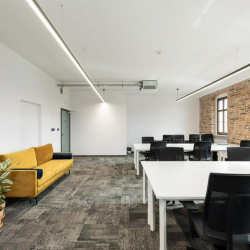Cluster Stary Dworzec, Dworcowa 8 serviced offices