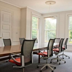 Office suite to let in Portsmouth