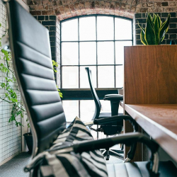 Executive suite to hire in Northampton