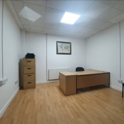 Executive suite to lease in Manchester