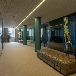 Dreischeibenhaus 1
